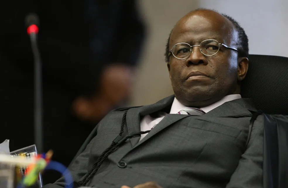 O ministro Joaquim Barbosa durante sessÃ£o do julgamento do mensalÃ£o no STF, em 2013 (Foto:  Ed Ferreira/EstadÃ£o ConteÃºdo)