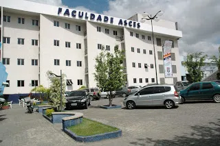 Triolé III - Eméritos professores