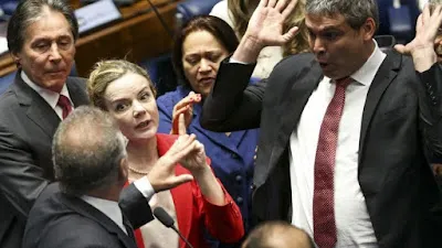 Impeachment versos Olimpíadas