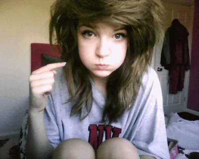 E.S.DIVS . Fonte, mente, poeta...