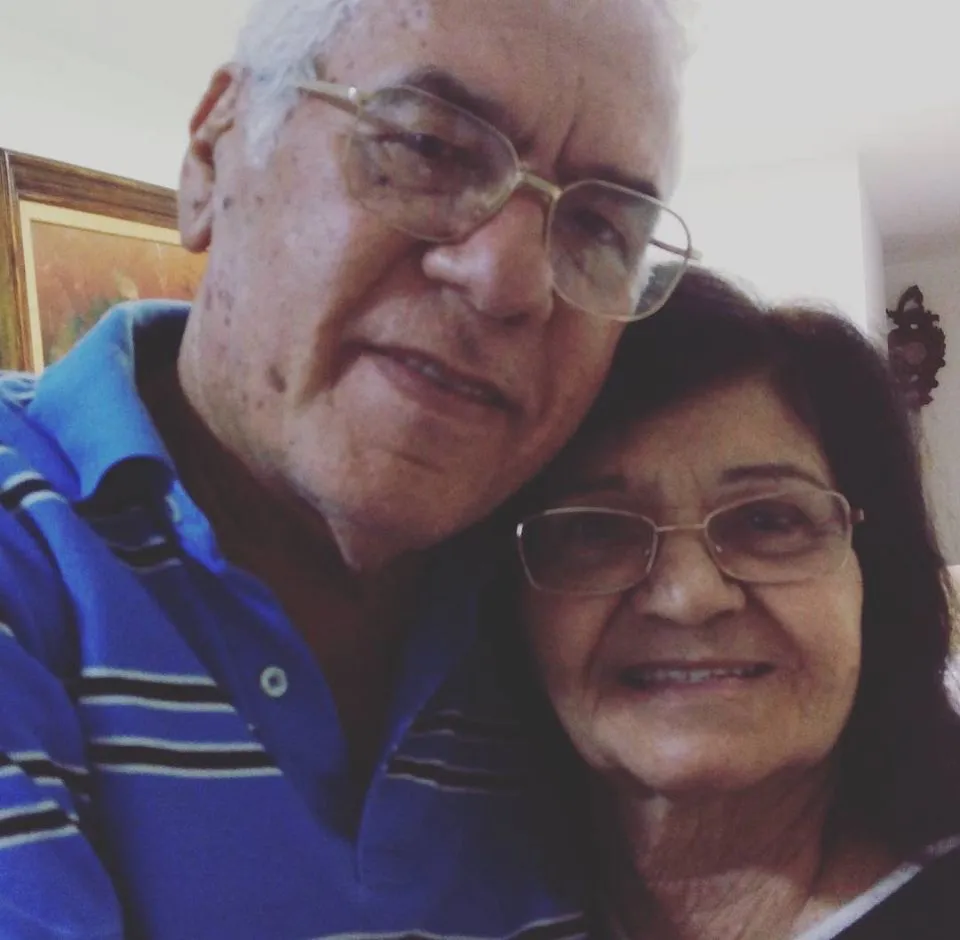 Poeta, saudade, lagrimas...