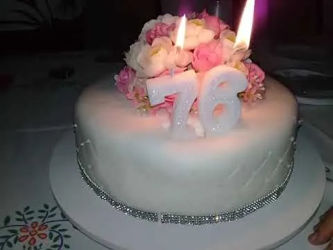 Resultado de imagem para bolo de aniversário 76 anos