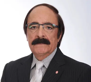 Requiem aeternam, Paulo Casé (Ver mais)