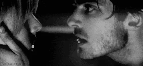 Resultado de imagem para gif escute, por favor!